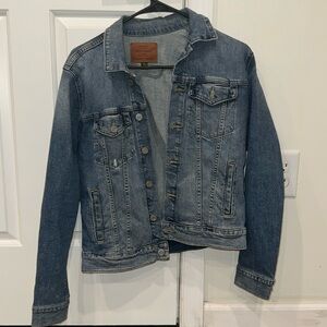 Lucky brand tomboy trucker denim jacket size small